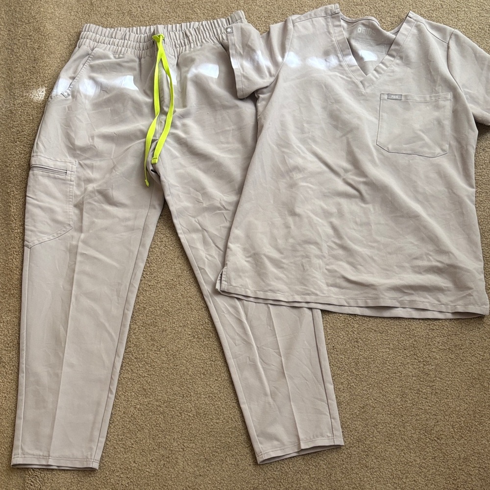 Figs Light Gray Scrub Set with Neon Accents